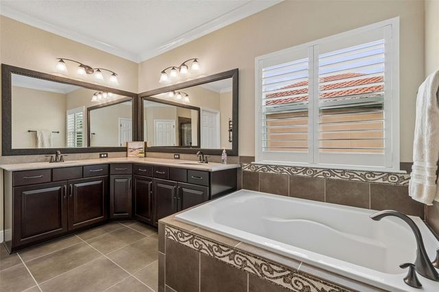 1804 BELLA CASA COURT, Tampa, FL 33618