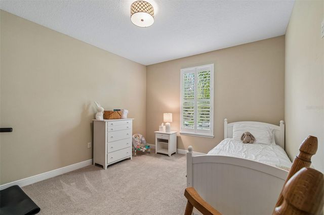 1804 BELLA CASA COURT, Tampa, FL 33618