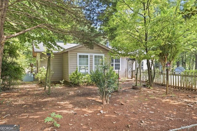 2124 Highway 105, Demorest, GA 30535