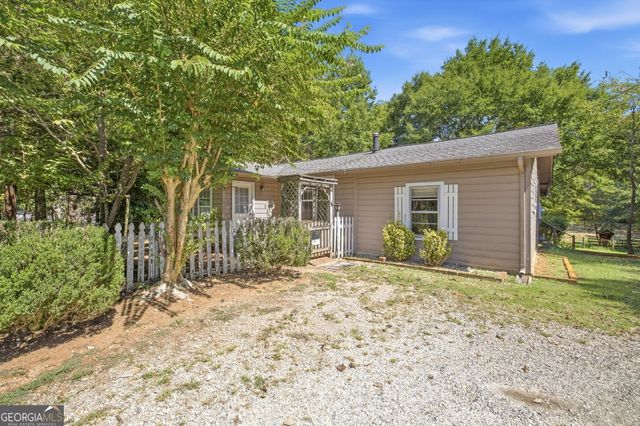 2124 Highway 105, Demorest, GA 30535