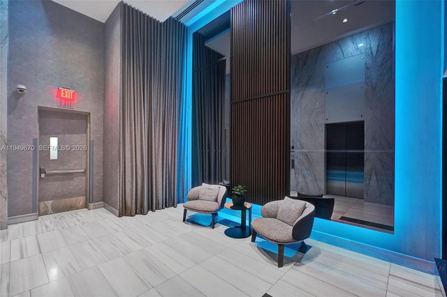 1100 Biscayne Blvd 3708S, Miami, FL 33132