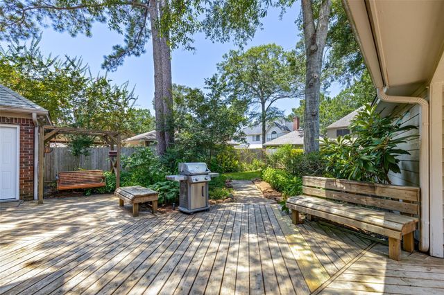 3418 Woodland View Drive, Kingwood, TX 77345