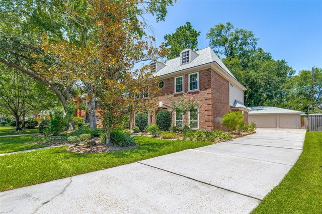 3418 Woodland View Drive, Kingwood, TX 77345