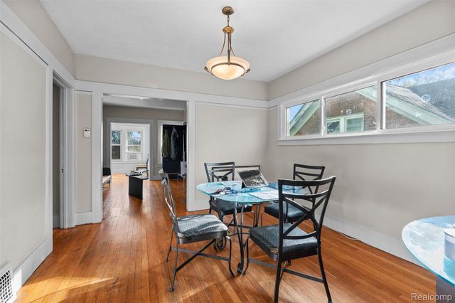 5272 Maplewood Street, Detroit, MI 48204