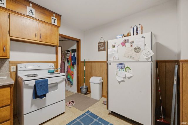 2025 Carlton Avenue, Fort Wayne, IN 46802