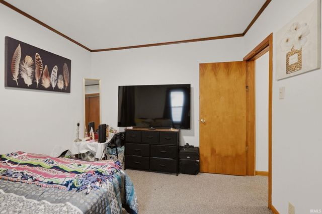 2025 Carlton Avenue, Fort Wayne, IN 46802