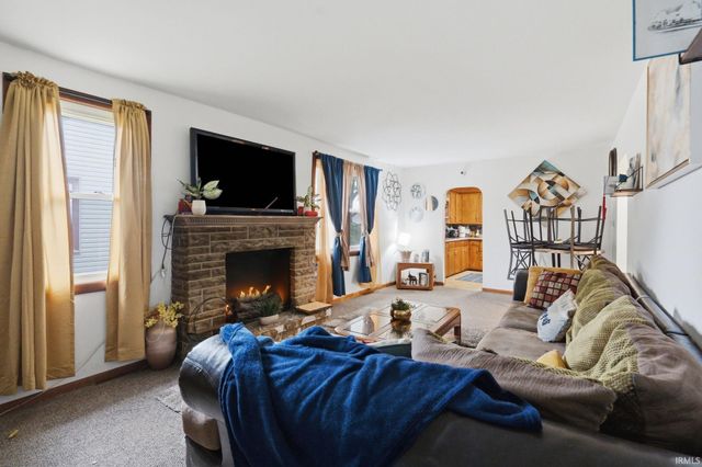 2025 Carlton Avenue, Fort Wayne, IN 46802