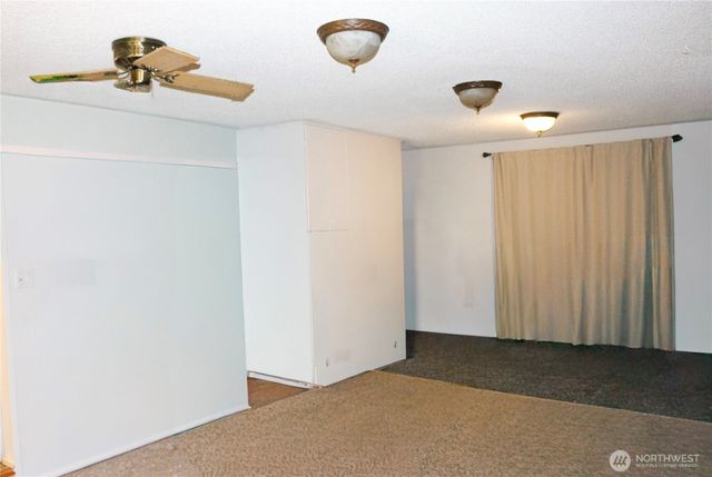 14717 206th Avenue SE, Renton, WA 98059