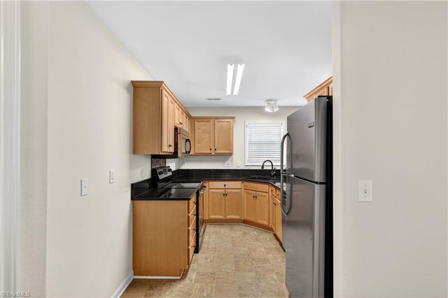 408 Mcconnell Landing, Kernersville, NC 27284