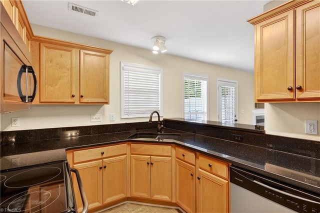 408 Mcconnell Landing, Kernersville, NC 27284