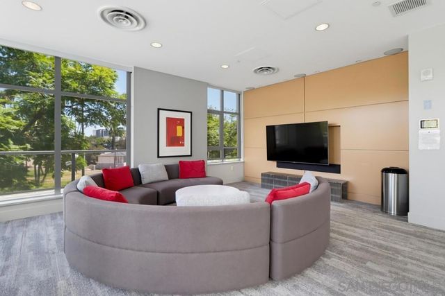 1441 9th Ave 507, San Diego, CA 92101