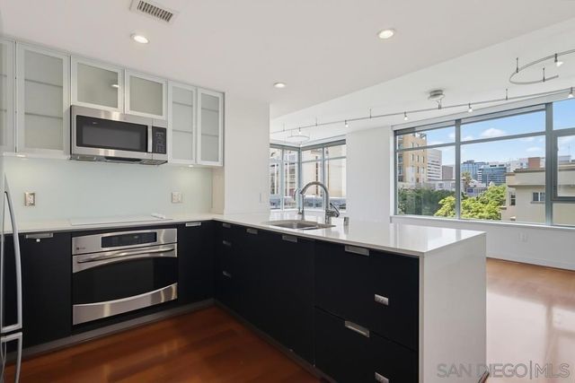 1441 9th Ave 507, San Diego, CA 92101