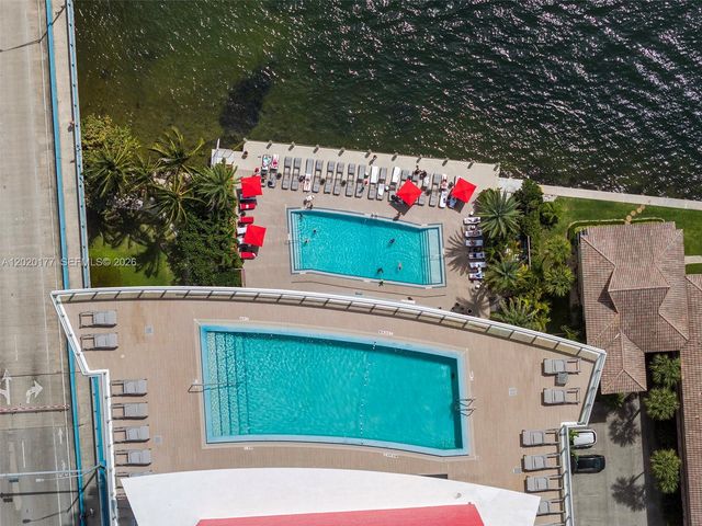2602 E Hallandale Beach Blvd R2604, Hallandale Beach, FL 33009