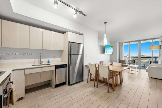 2602 E Hallandale Beach Blvd R2604, Hallandale Beach, FL 33009