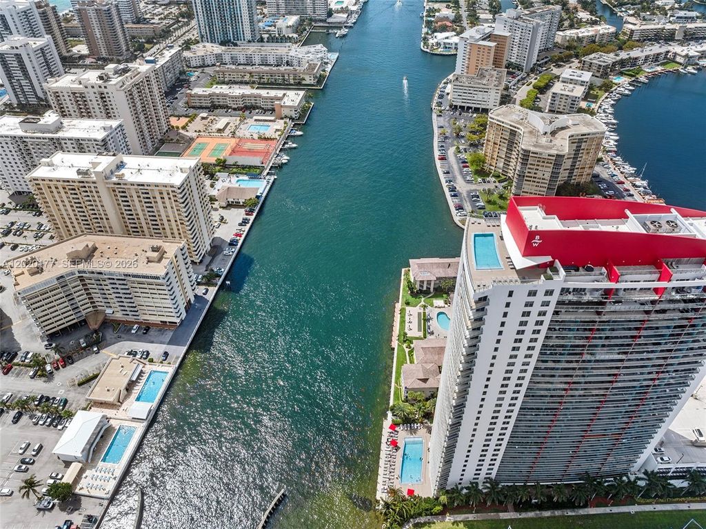 2602 E Hallandale Beach Blvd R2604, Hallandale Beach, FL 33009