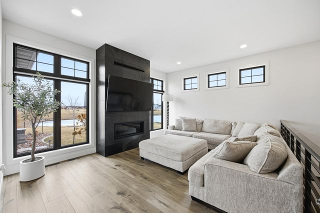 3282 47th Avenue S, Fargo, ND 58104