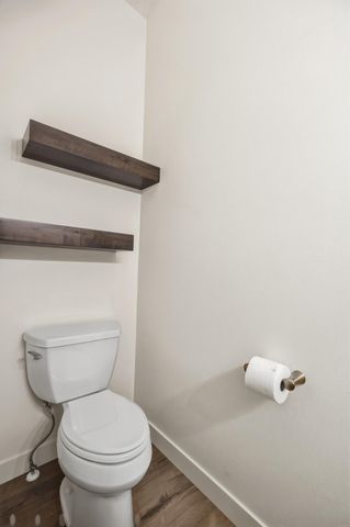 3282 47th Avenue S, Fargo, ND 58104