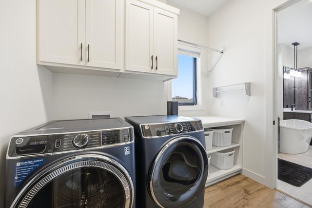 3282 47th Avenue S, Fargo, ND 58104