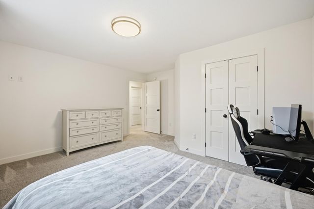 3282 47th Avenue S, Fargo, ND 58104