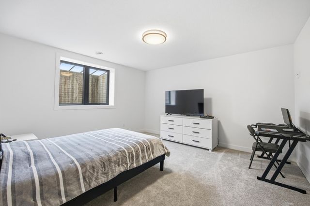 3282 47th Avenue S, Fargo, ND 58104