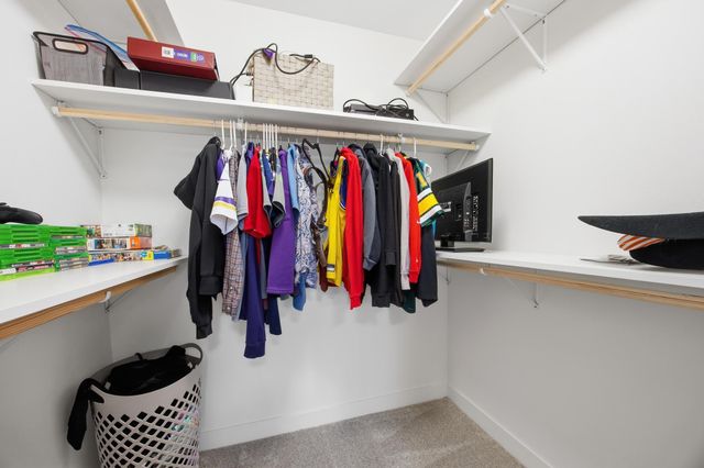 3282 47th Avenue S, Fargo, ND 58104