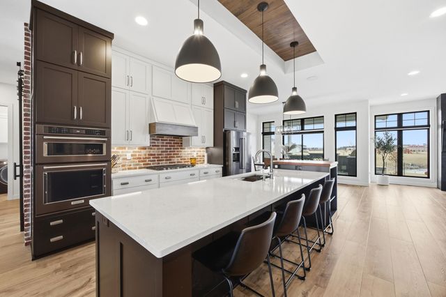 3282 47th Avenue S, Fargo, ND 58104