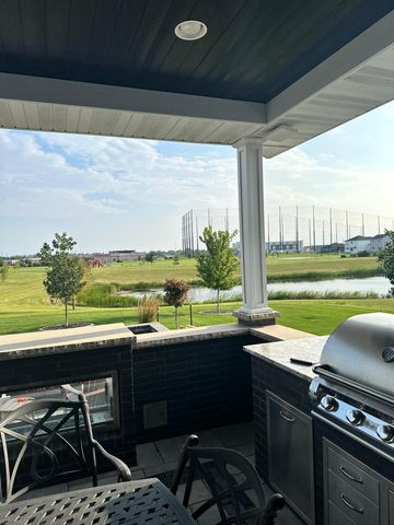 3282 47th Avenue S, Fargo, ND 58104