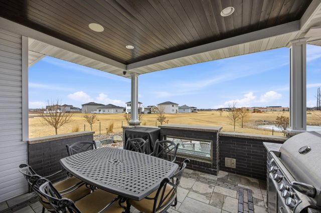 3282 47th Avenue S, Fargo, ND 58104