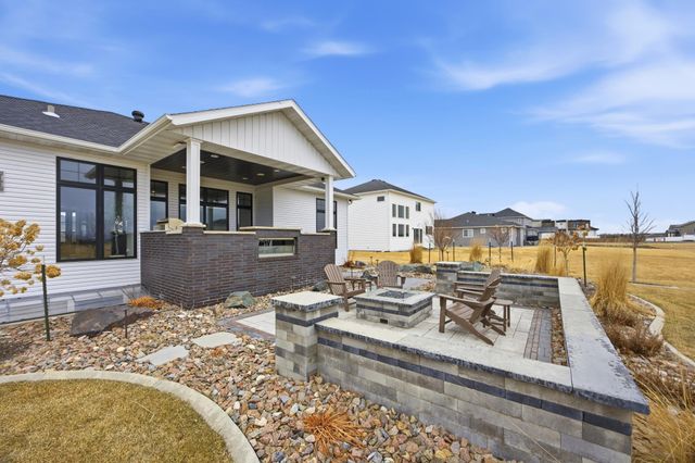 3282 47th Avenue S, Fargo, ND 58104