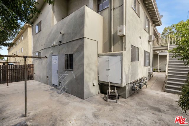 1316 Barrington Way, Glendale, CA 91206
