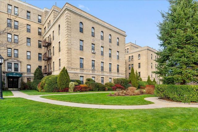 43 Calton Road 4A, New Rochelle, NY 10804