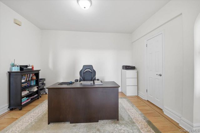 43 Calton Road 4A, New Rochelle, NY 10804