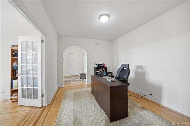 43 Calton Road 4A, New Rochelle, NY 10804