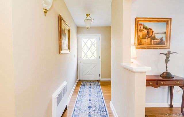 4 Conscience Bay Road, Setauket, NY 11733