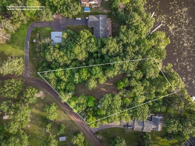 xxx 73rd Avenue, Chippewa Falls, WI 54729