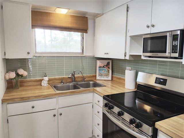 2155 WOOD STREET 26A, Sarasota, FL 34237