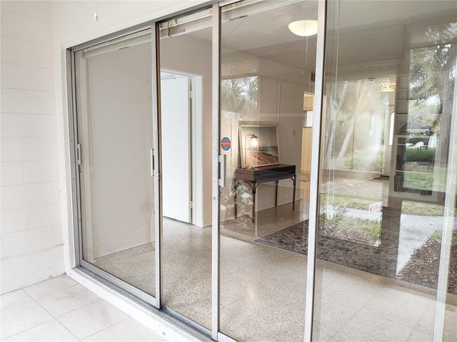 2155 WOOD STREET 26A, Sarasota, FL 34237