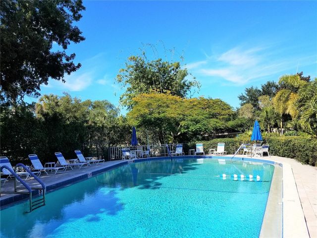 2155 WOOD STREET 26A, Sarasota, FL 34237