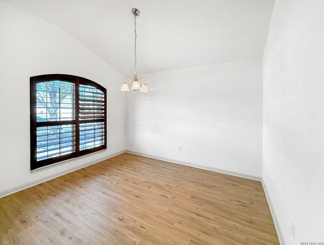 9566 Everton, San Antonio, TX 78245