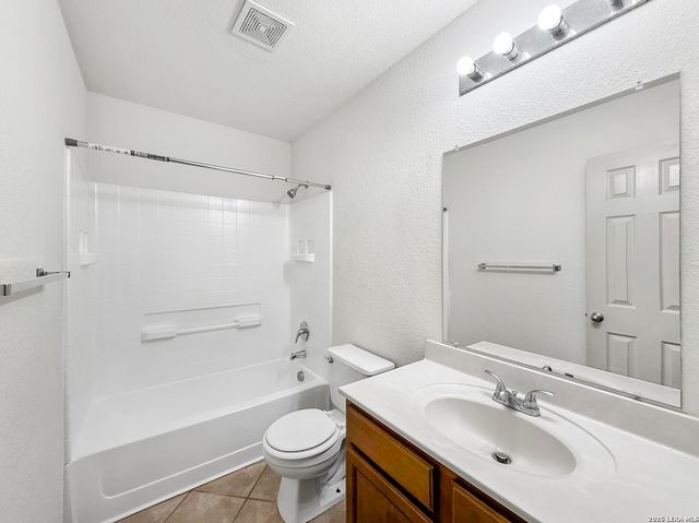9566 Everton, San Antonio, TX 78245