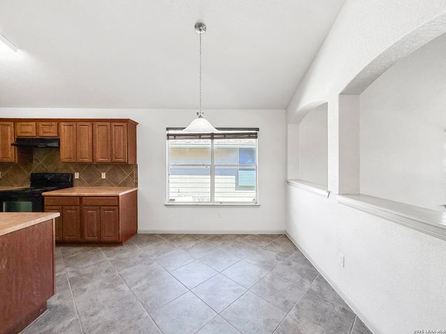 9566 Everton, San Antonio, TX 78245