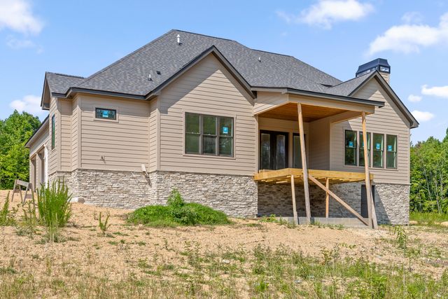1740 Restful Drive, Soddy Daisy, TN 37379