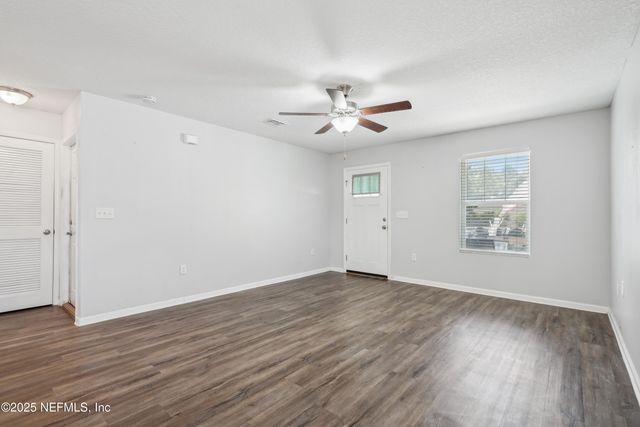 12145 VERSAILLES Street, Jacksonville, FL 32224