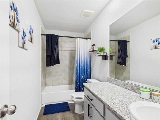 201 Road 6618, Dayton, TX 77535