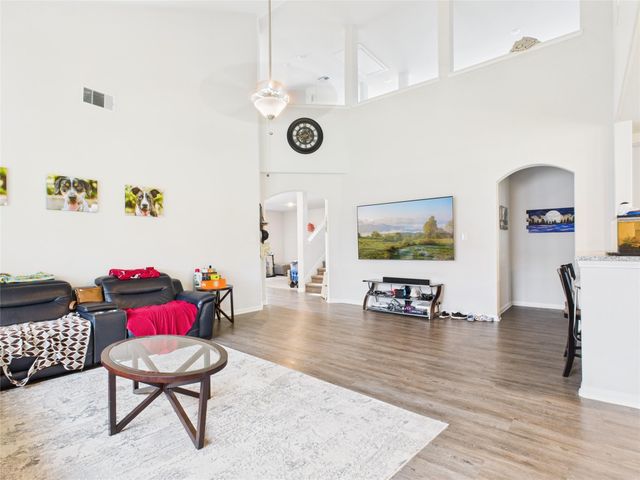 201 Road 6618, Dayton, TX 77535