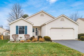 206 Purple Finch Loop, Pataskala, OH 43062