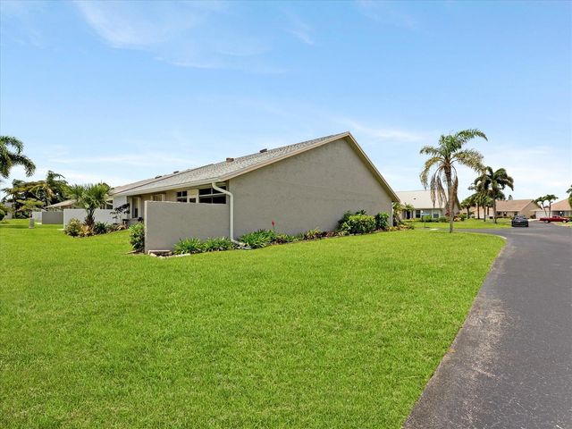 3897 Dafilee Circle, West Palm Beach, FL 33417