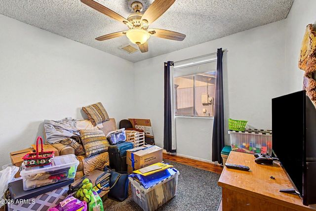 313 W PIUTE Avenue, Phoenix, AZ 85027