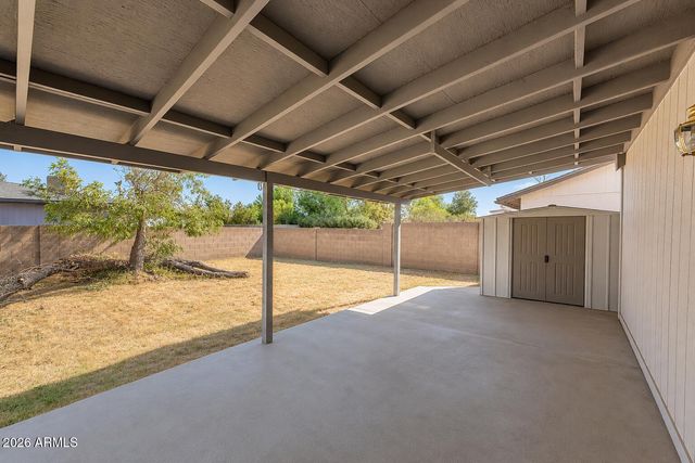 313 W PIUTE Avenue, Phoenix, AZ 85027