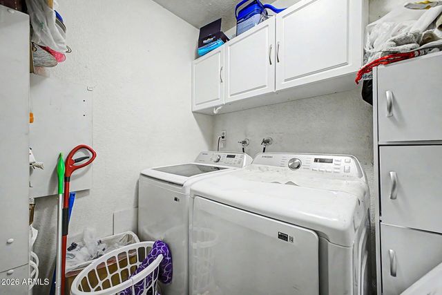313 W PIUTE Avenue, Phoenix, AZ 85027